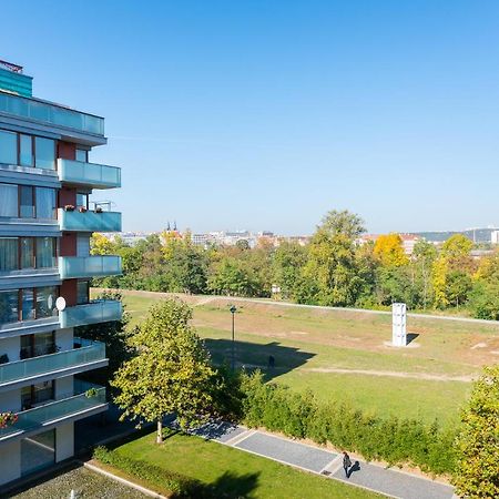 Luxury Apartment River Diamond Residence Praha Bagian luar foto