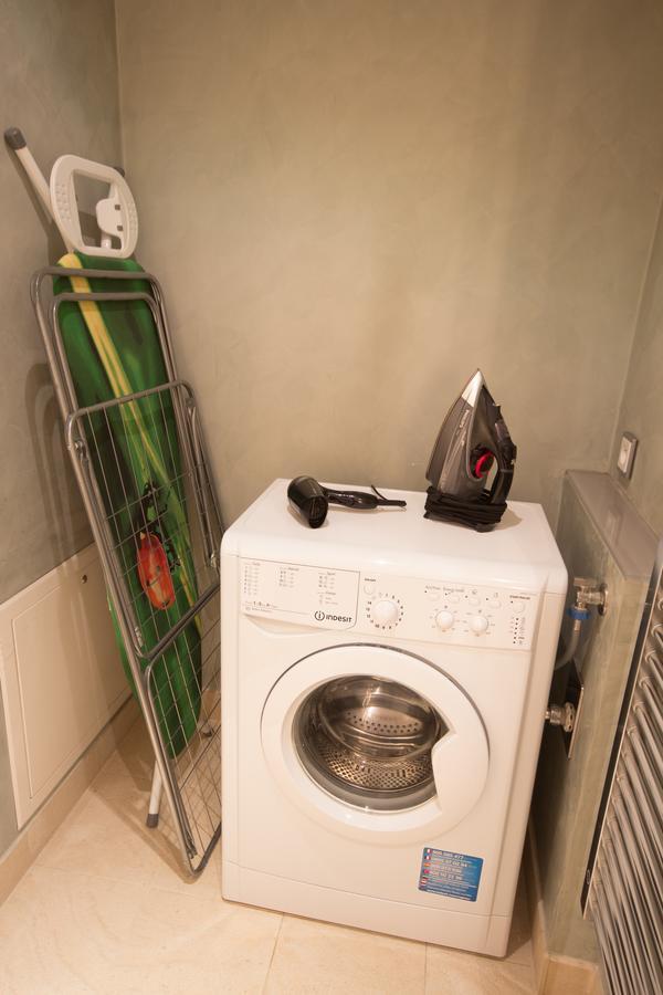 Luxury Apartment River Diamond Residence Praha Bagian luar foto