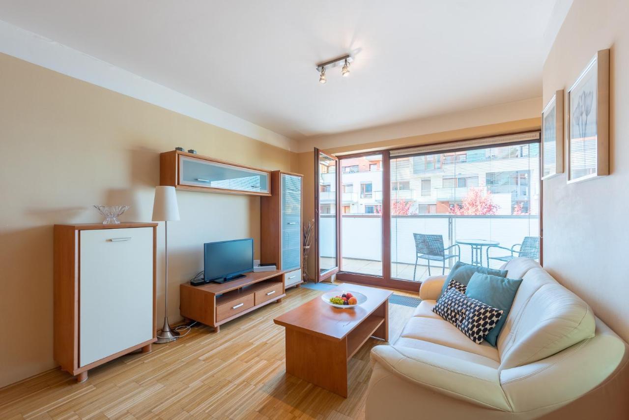 Luxury Apartment River Diamond Residence Praha Bagian luar foto